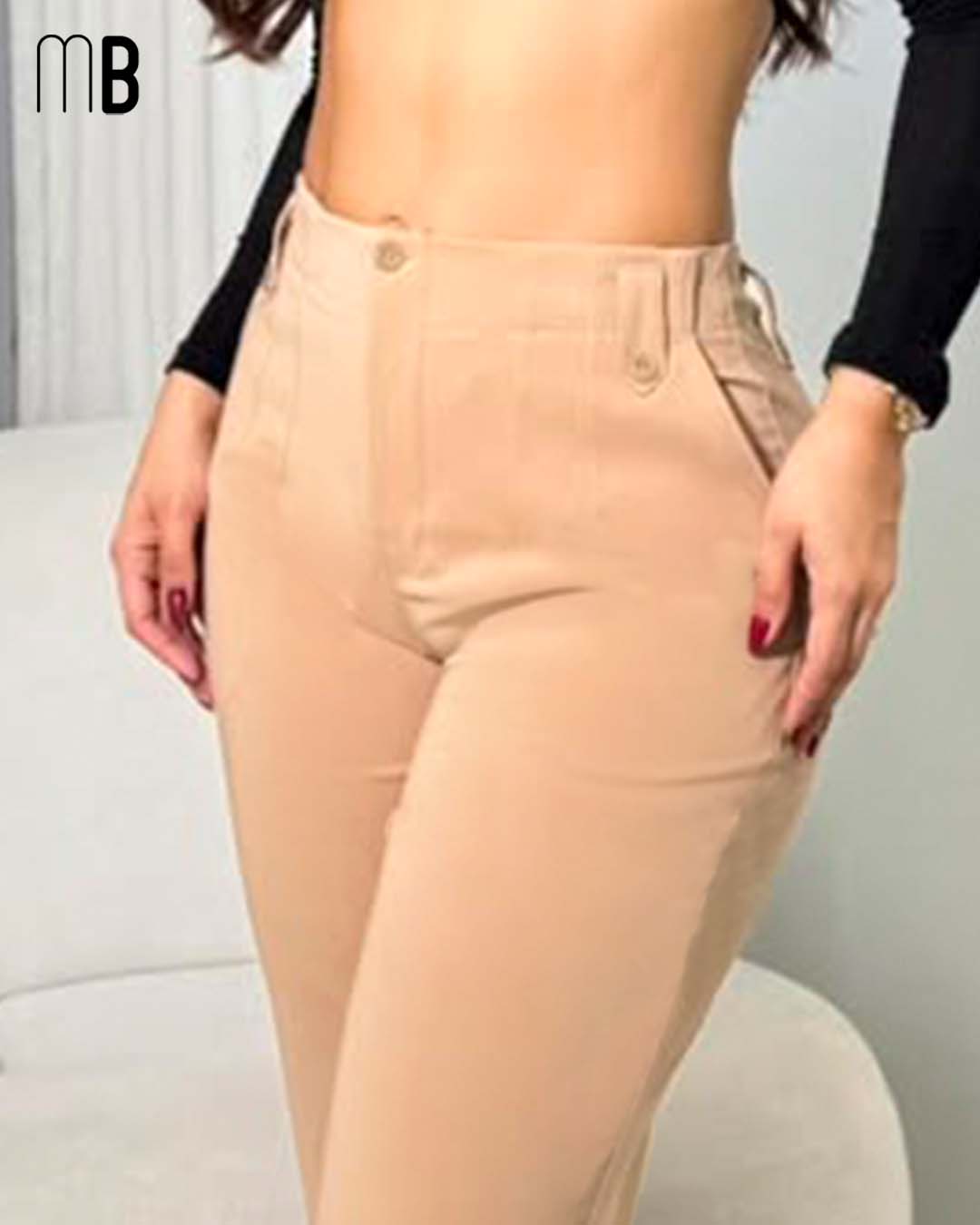 Pantalón en Noches de Viena licrada con charreteras